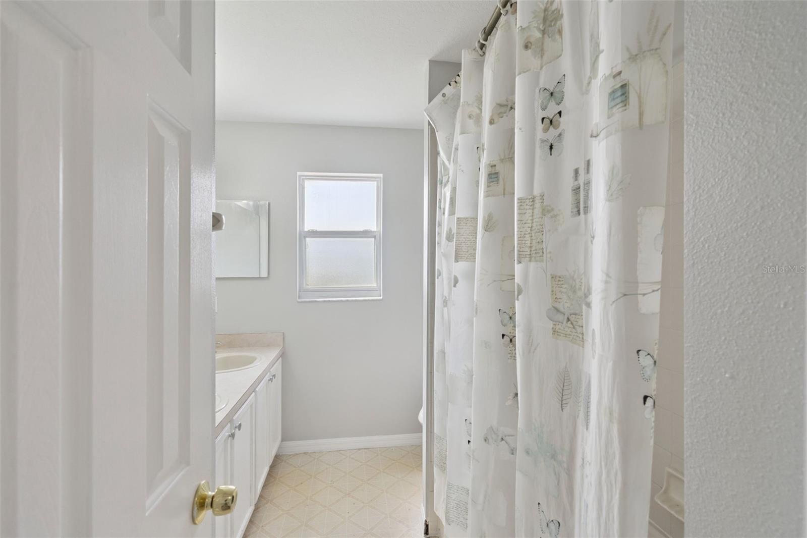 ALLAMANDA GRACE AT CRESCENT LAKES - Residential