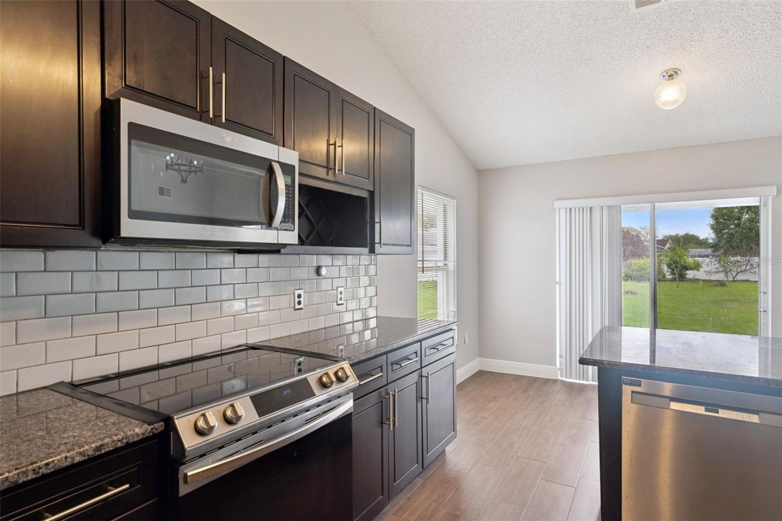 ALLAMANDA GRACE AT CRESCENT LAKES - Residential