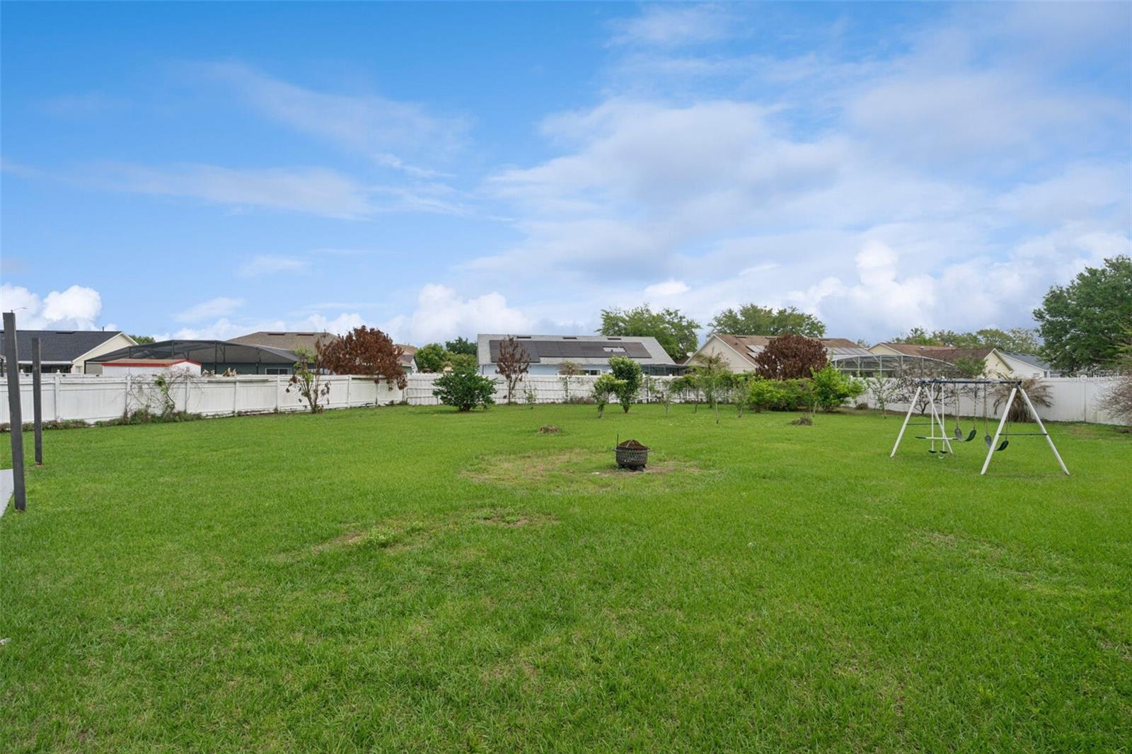 ALLAMANDA GRACE AT CRESCENT LAKES - Residential