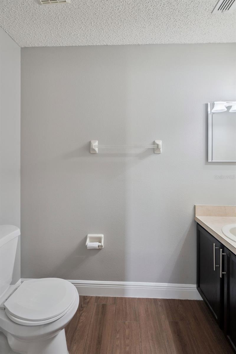 ALLAMANDA GRACE AT CRESCENT LAKES - Residential