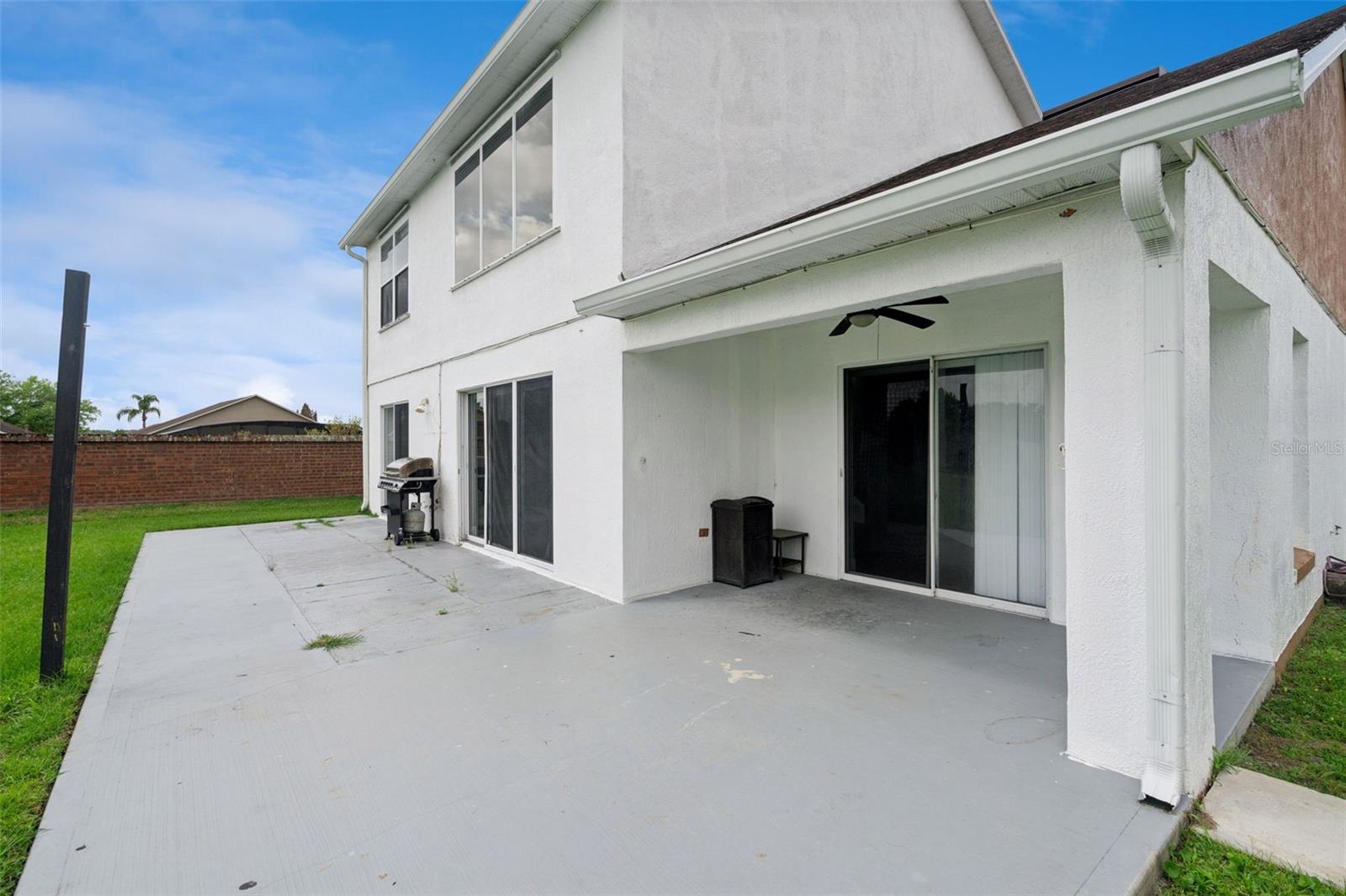 ALLAMANDA GRACE AT CRESCENT LAKES - Residential