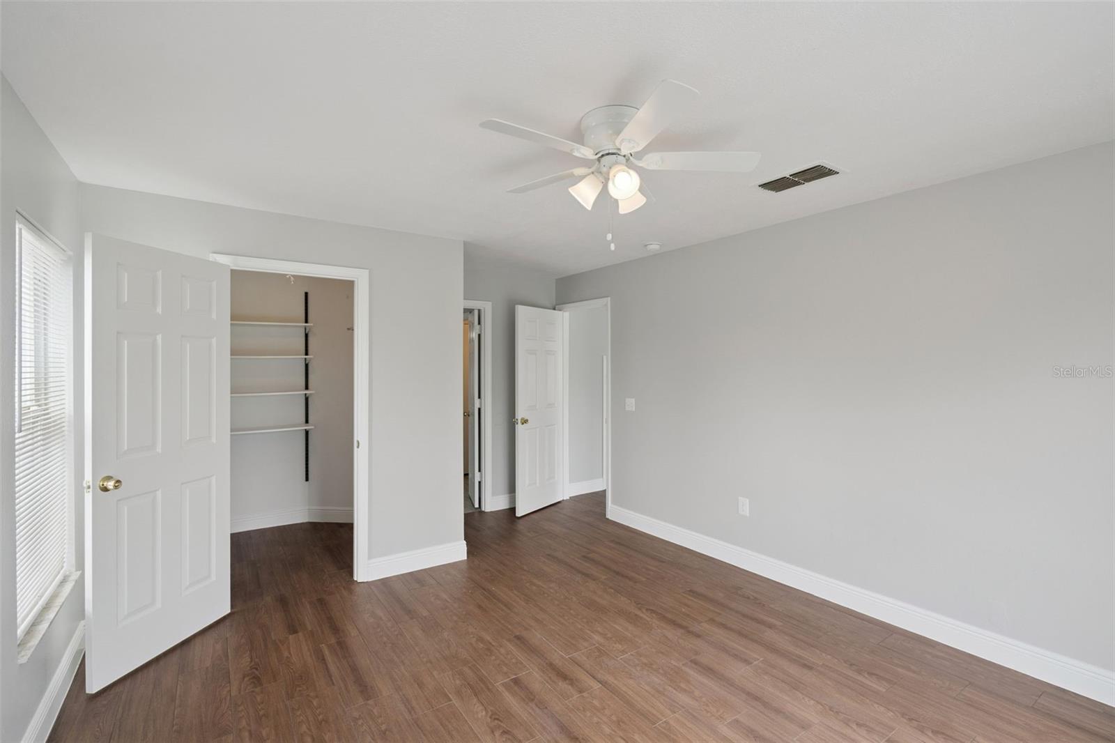 ALLAMANDA GRACE AT CRESCENT LAKES - Residential