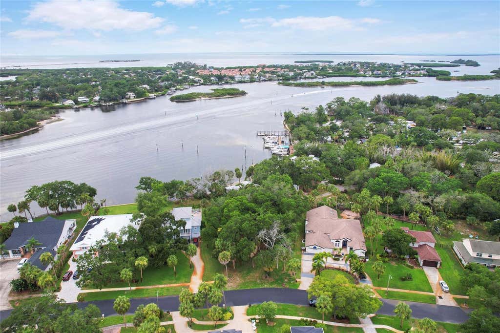 Photo of 6 Meyers Cove Drive, Tarpon Springs, FL 34689 (MLS # TB8513252)