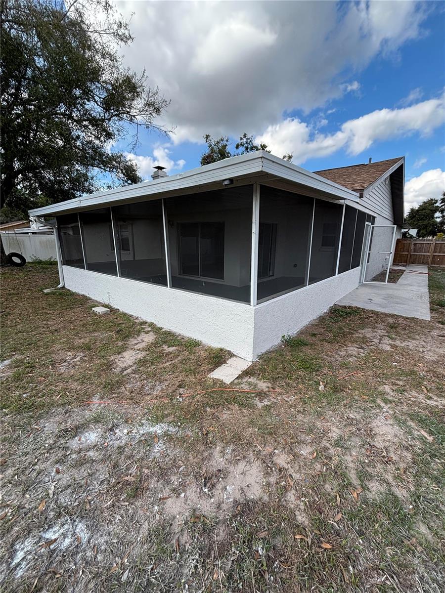 SUGARWOOD GROVE - Residential Lease