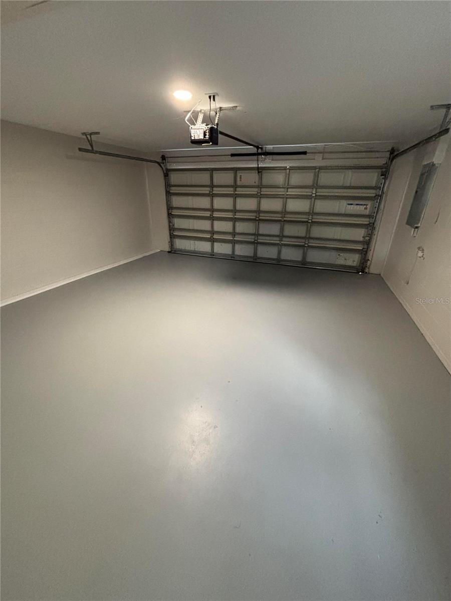 SUGARWOOD GROVE - Residential Lease