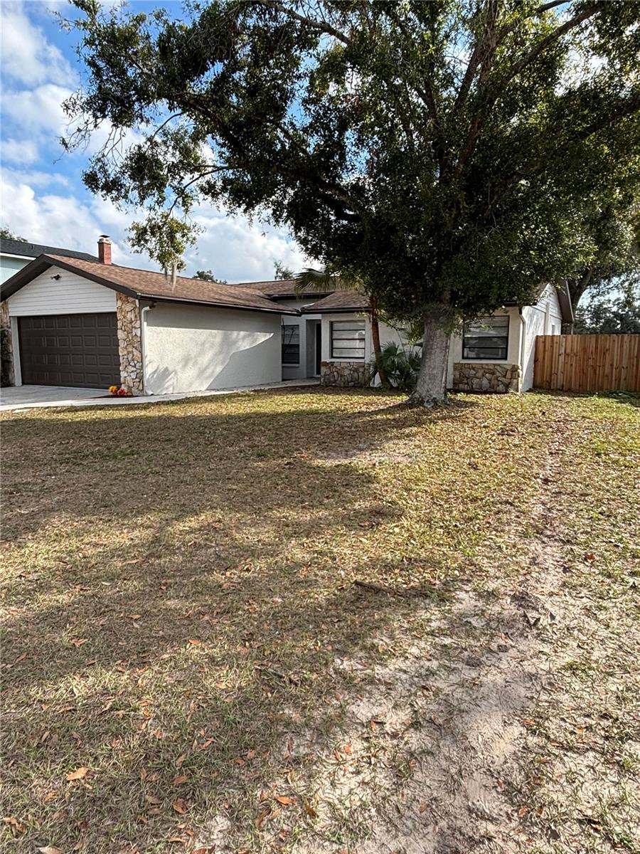 SUGARWOOD GROVE - Residential Lease