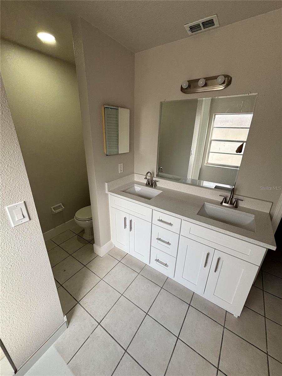 SUGARWOOD GROVE - Residential Lease