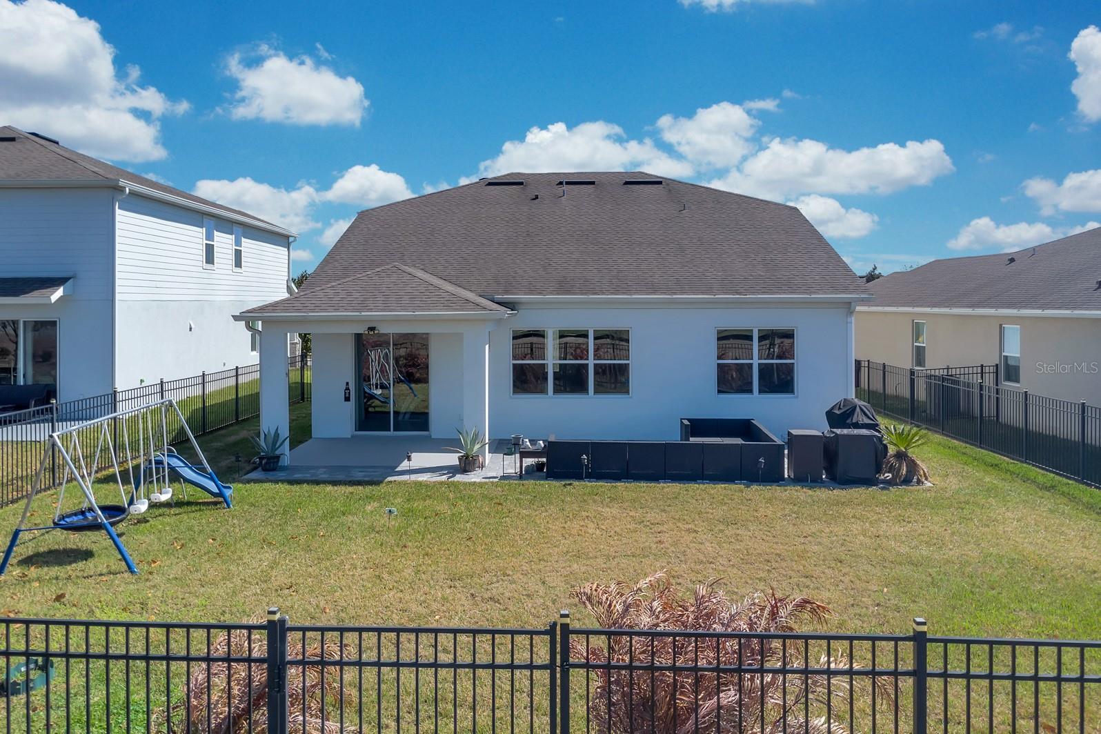 LIVE OAK LAKE PH 1 - Residential