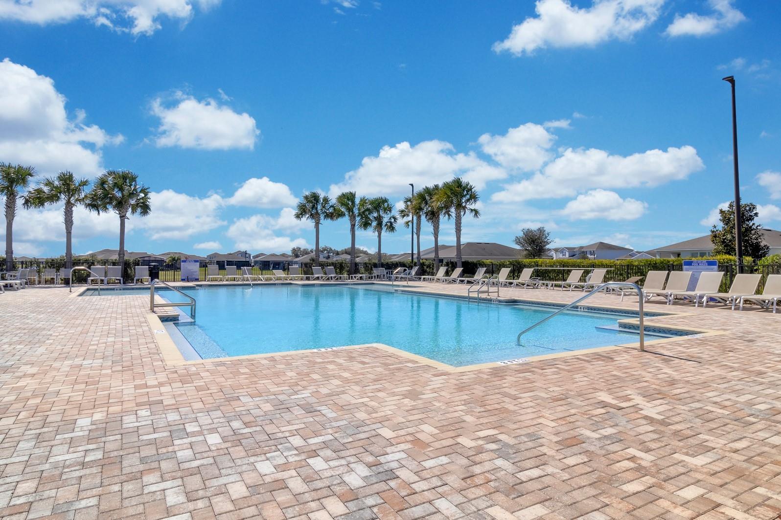 LIVE OAK LAKE PH 1 - Residential