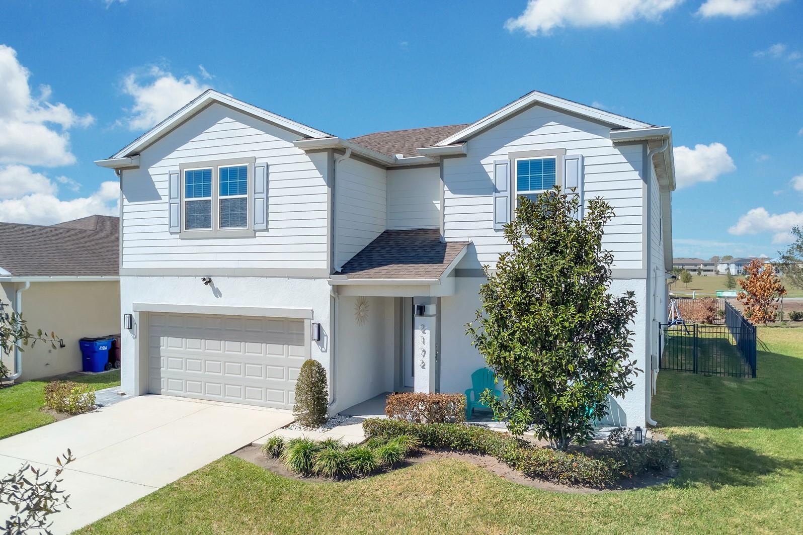 LIVE OAK LAKE PH 1 - Residential