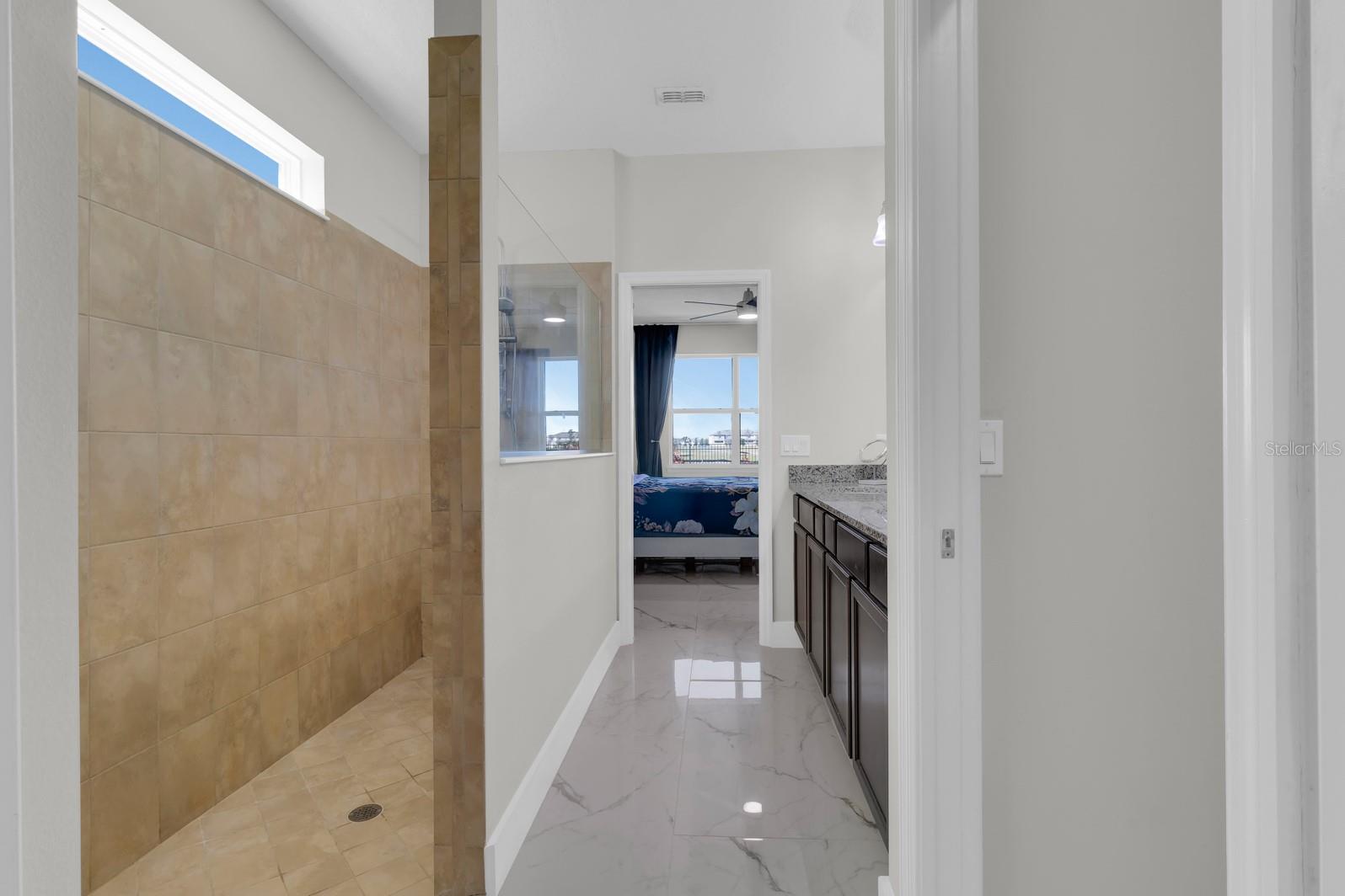 LIVE OAK LAKE PH 1 - Residential