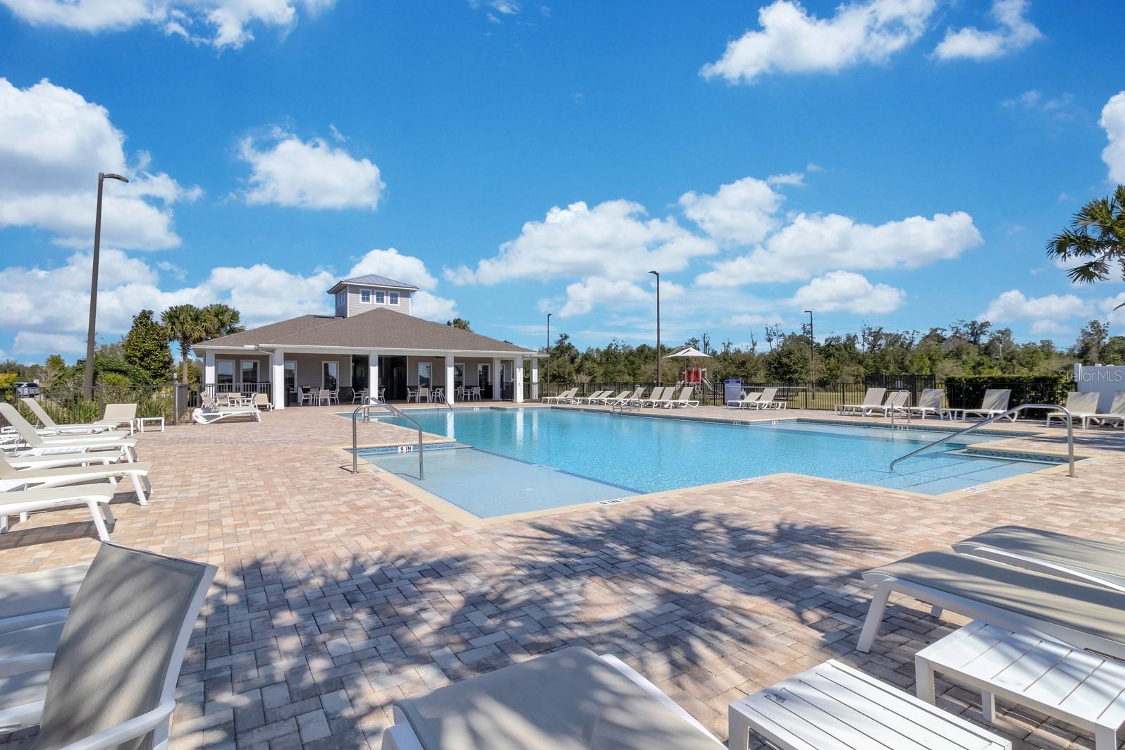 LIVE OAK LAKE PH 1 - Residential