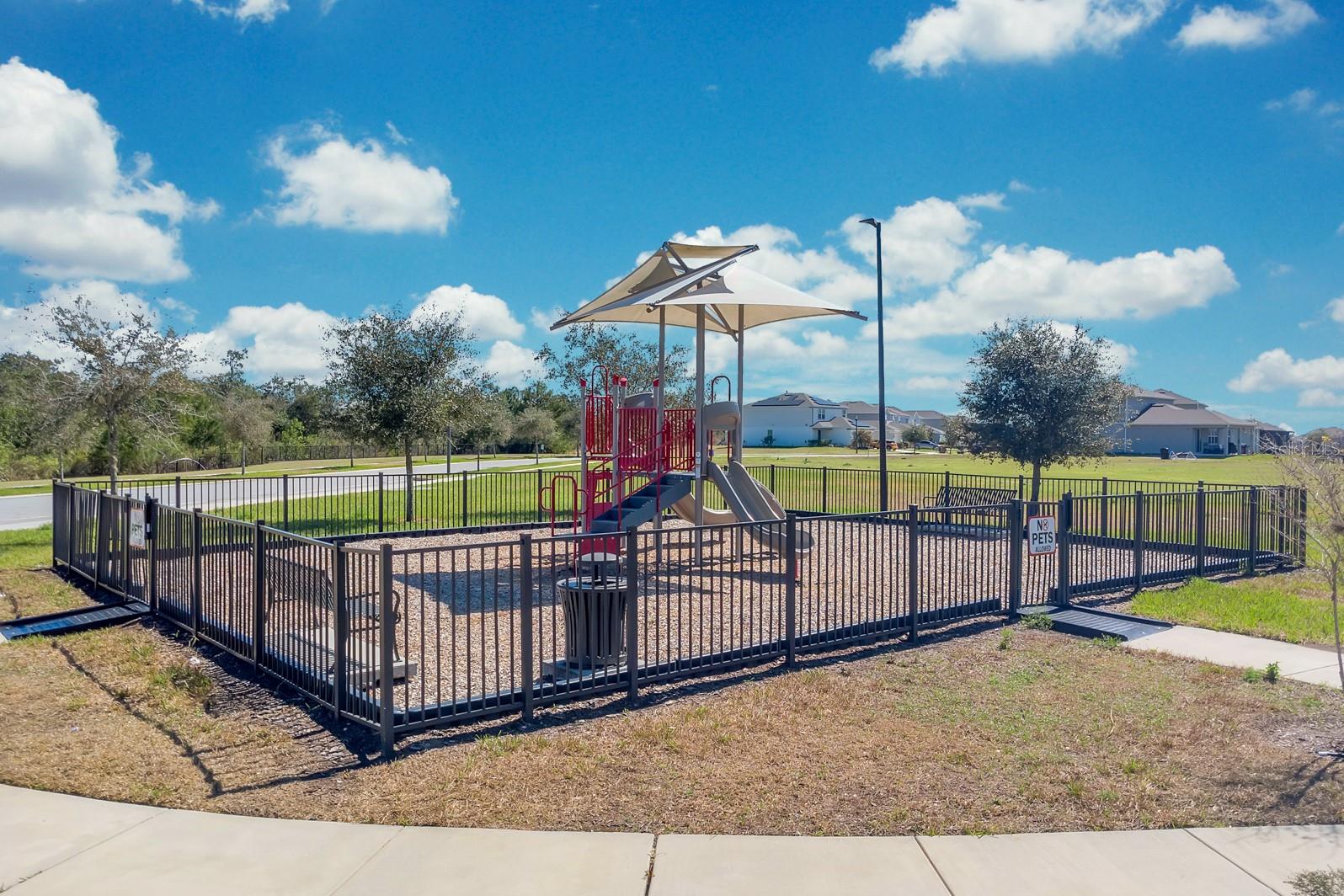 LIVE OAK LAKE PH 1 - Residential