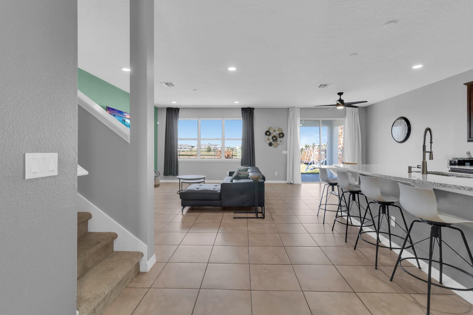 LIVE OAK LAKE PH 1 - Residential