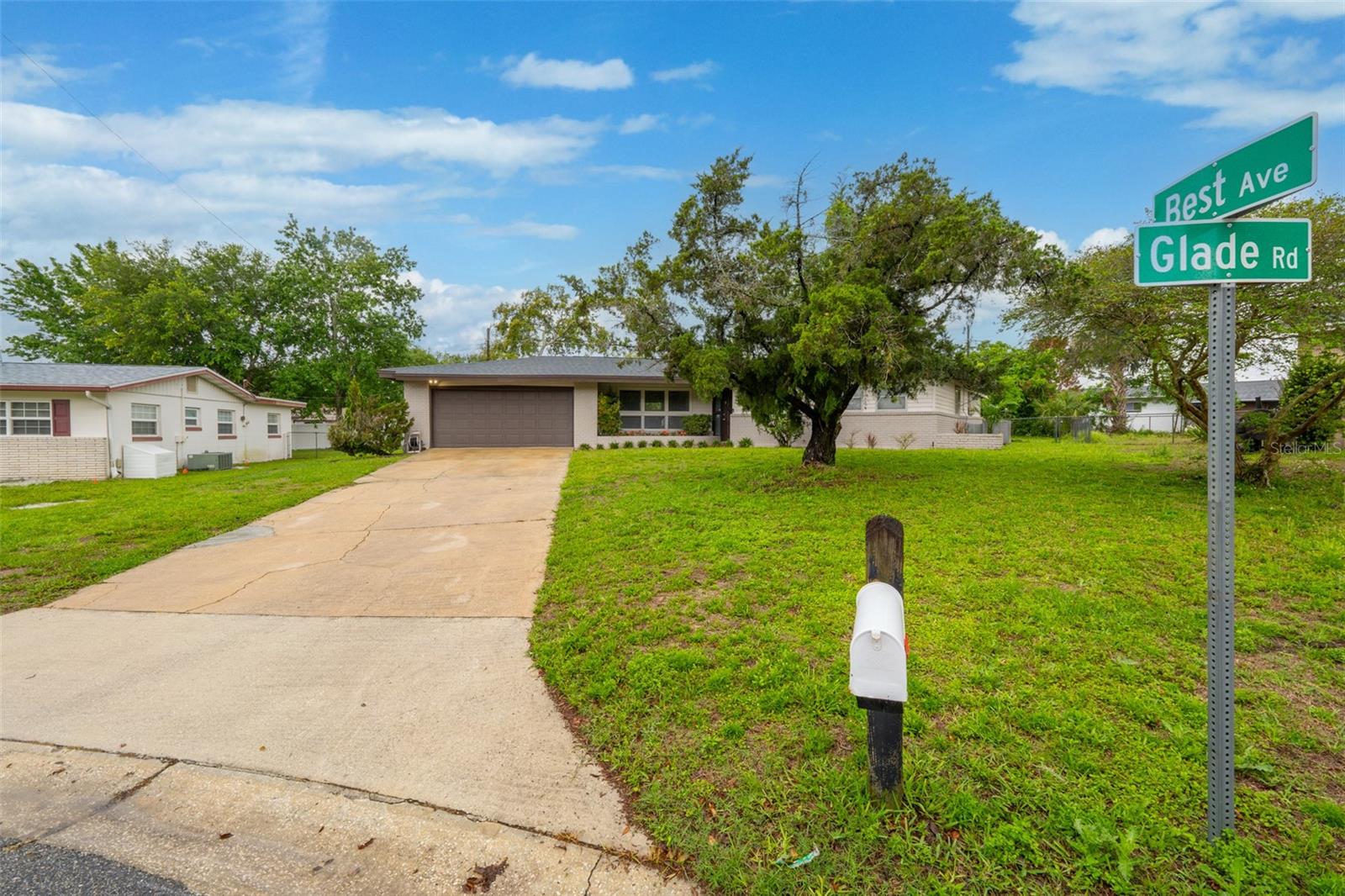 WHISPERING LAKES SEC 03 PT 03 - Residential