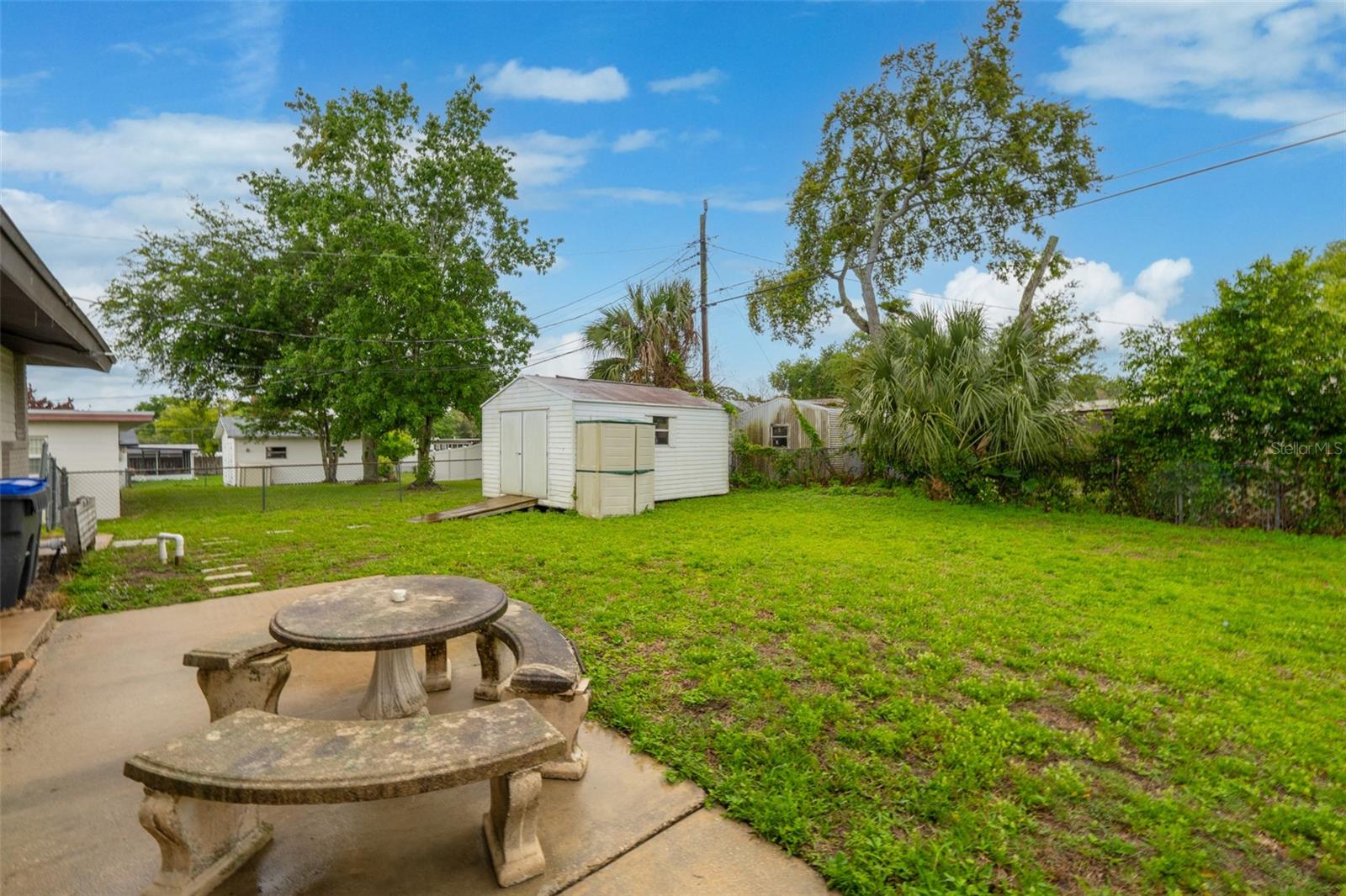 WHISPERING LAKES SEC 03 PT 03 - Residential