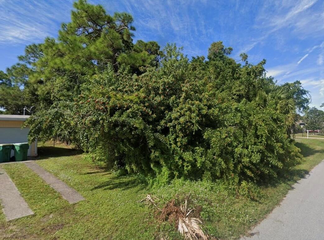 PORT CHARLOTTE SEC 005 - Land