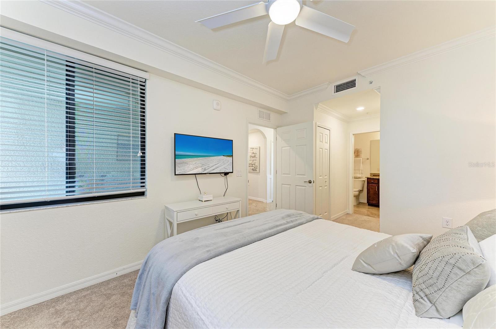 LAKEWOOD NATIONAL - Residential