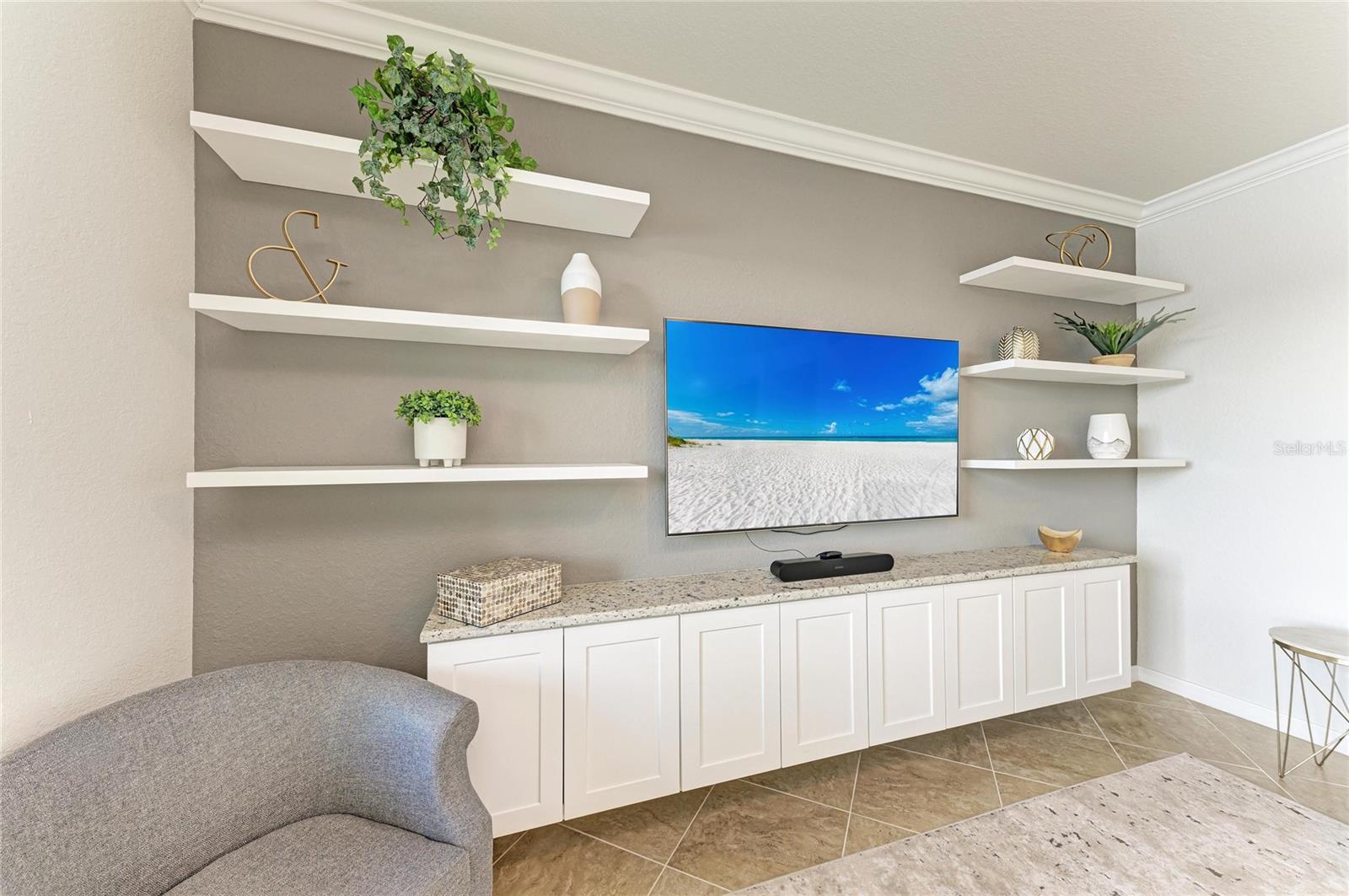 LAKEWOOD NATIONAL - Residential