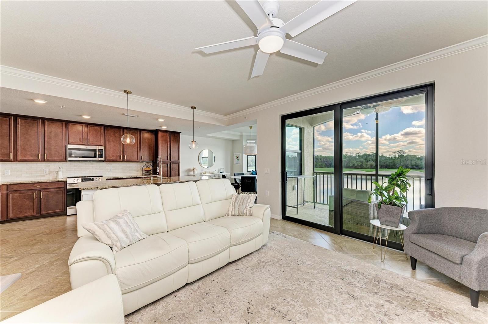 LAKEWOOD NATIONAL - Residential