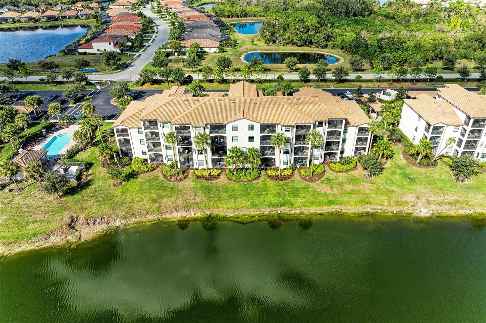 LAKEWOOD NATIONAL - Residential