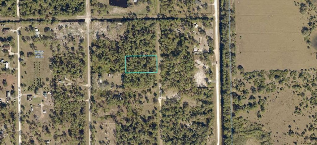 Photo of 560 N Willow Street, Clewiston, FL 33440 (MLS # A4690110)