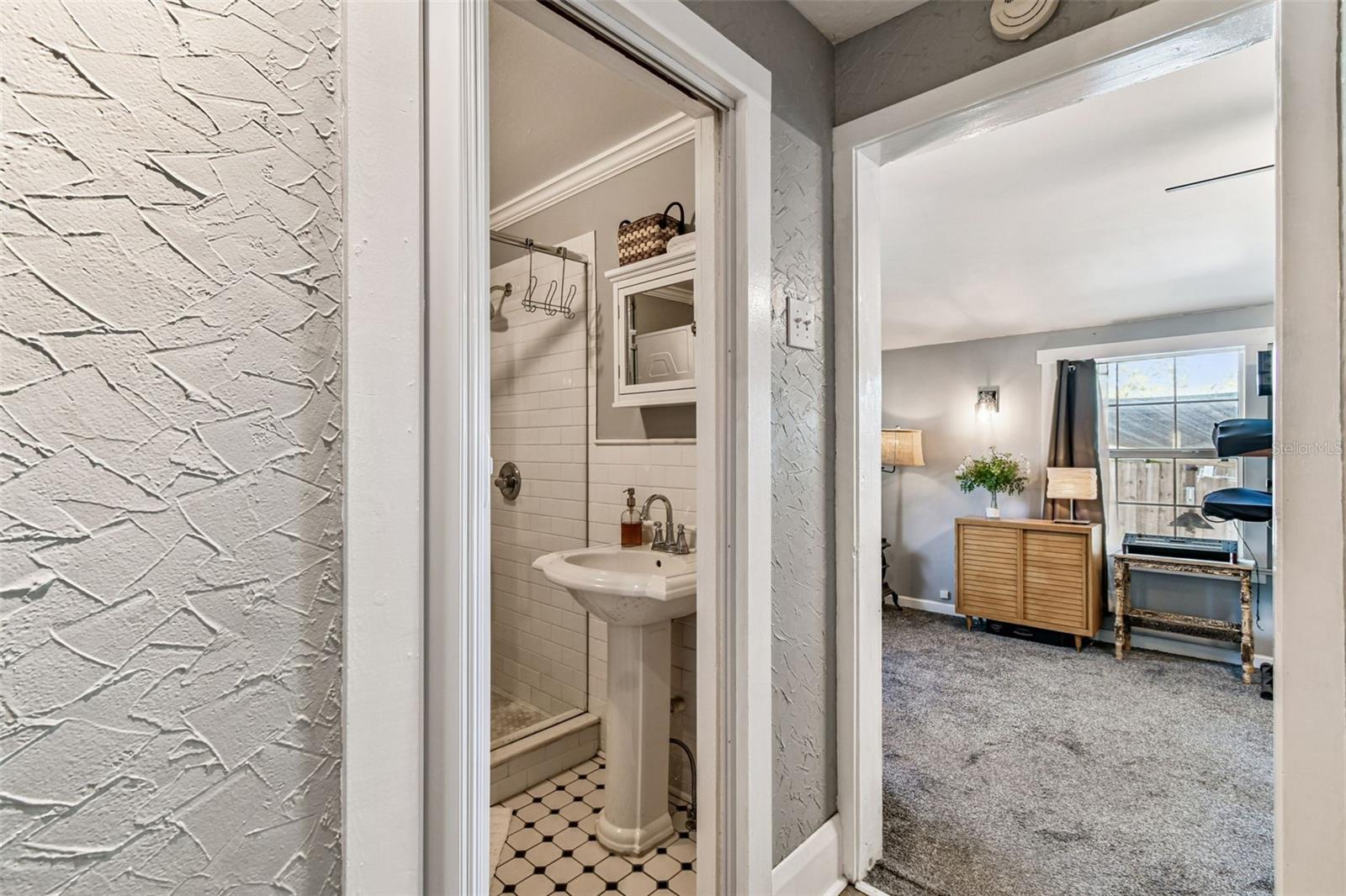 EVELYN CITY - Residential