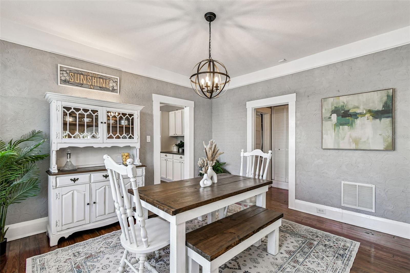 EVELYN CITY - Residential