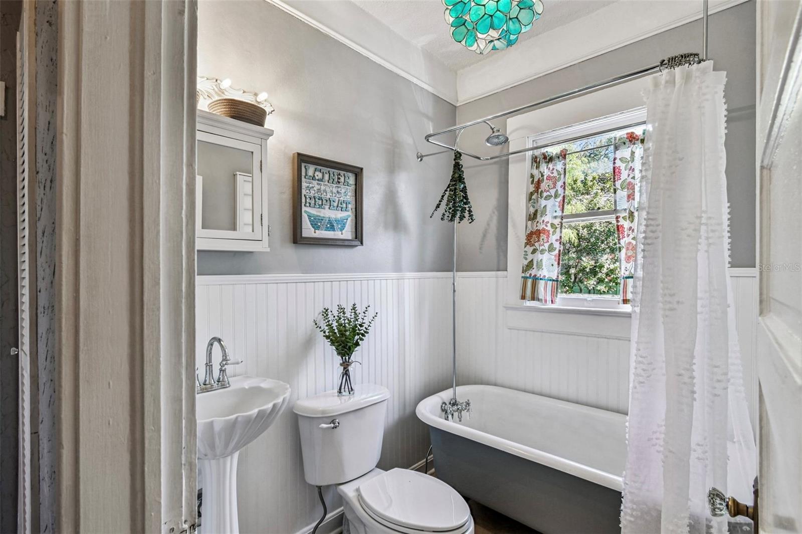 EVELYN CITY - Residential