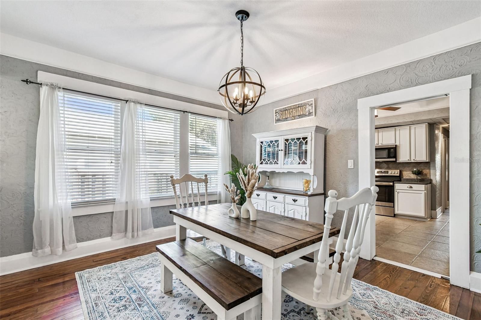 EVELYN CITY - Residential