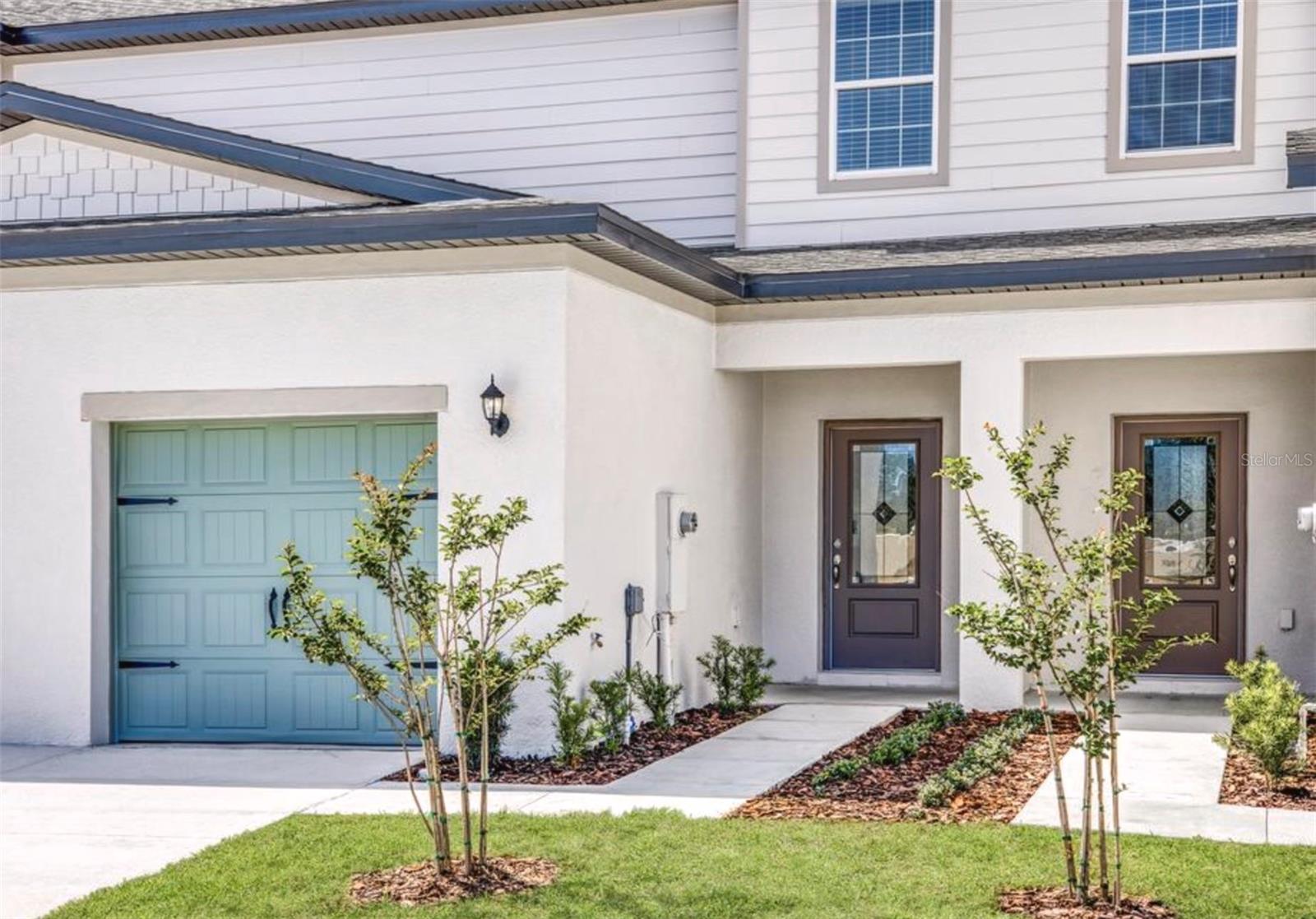 Seller concessions UP to 4%, USDA 0% down option for qualified buyer. NEW construction, & MOVE IN READY! Now's the time to buy!! This beautiful new townhouse seamlessly combines space and style. The Navarre floor plan at Sol Vista offers a spacious open-concept design on the main level, with two luxurious suites upstairs for ultimate comfort. The stylish kitchen is adorned with granite countertops, sleek stainless steel appliances, and modern cabinetry. Thoughtfully designed with energy-efficient features—including double-pane windows, a programmable thermostat, and ENERGY STAR lighting—this home helps homeowners save on energy costs while enjoying modern convenience and elegance. Plus, it’s in a prime location—just minutes from local sporting fields, beautiful lakes, and all the charming local businesses in Dundee. Best of all? It is less than 20 minutes from Legoland! Do not miss your opportunity to join this great community. Book your private showing today!