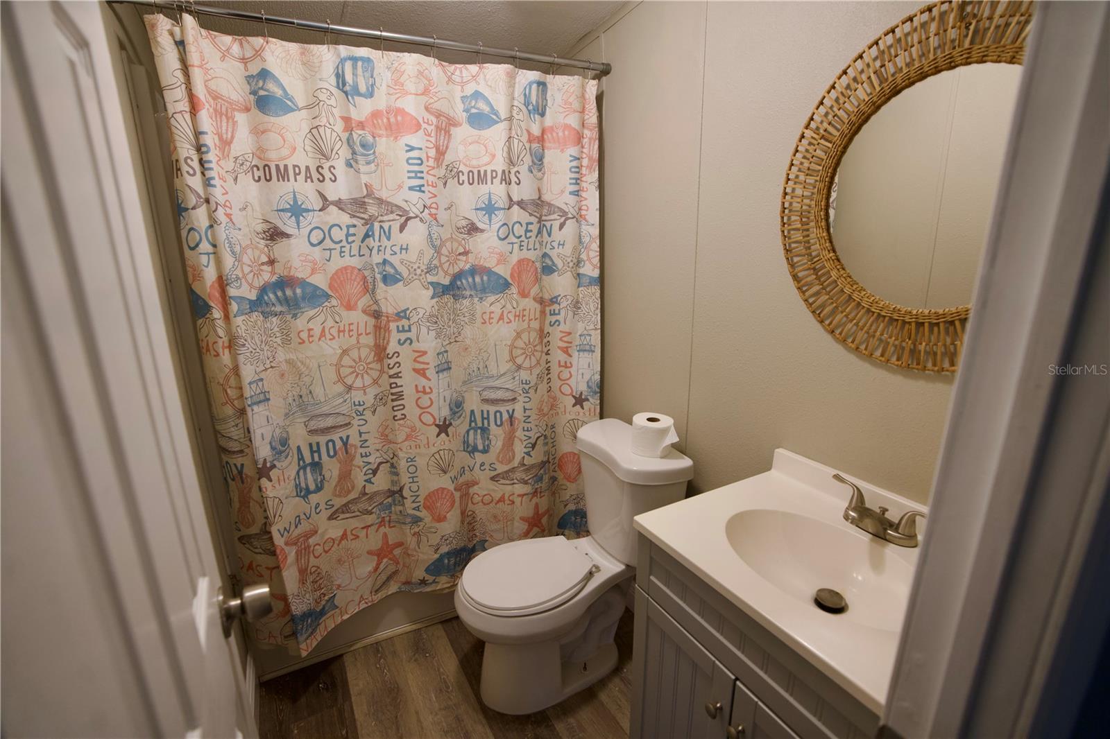 LAKEWOOD ACRES - Residential