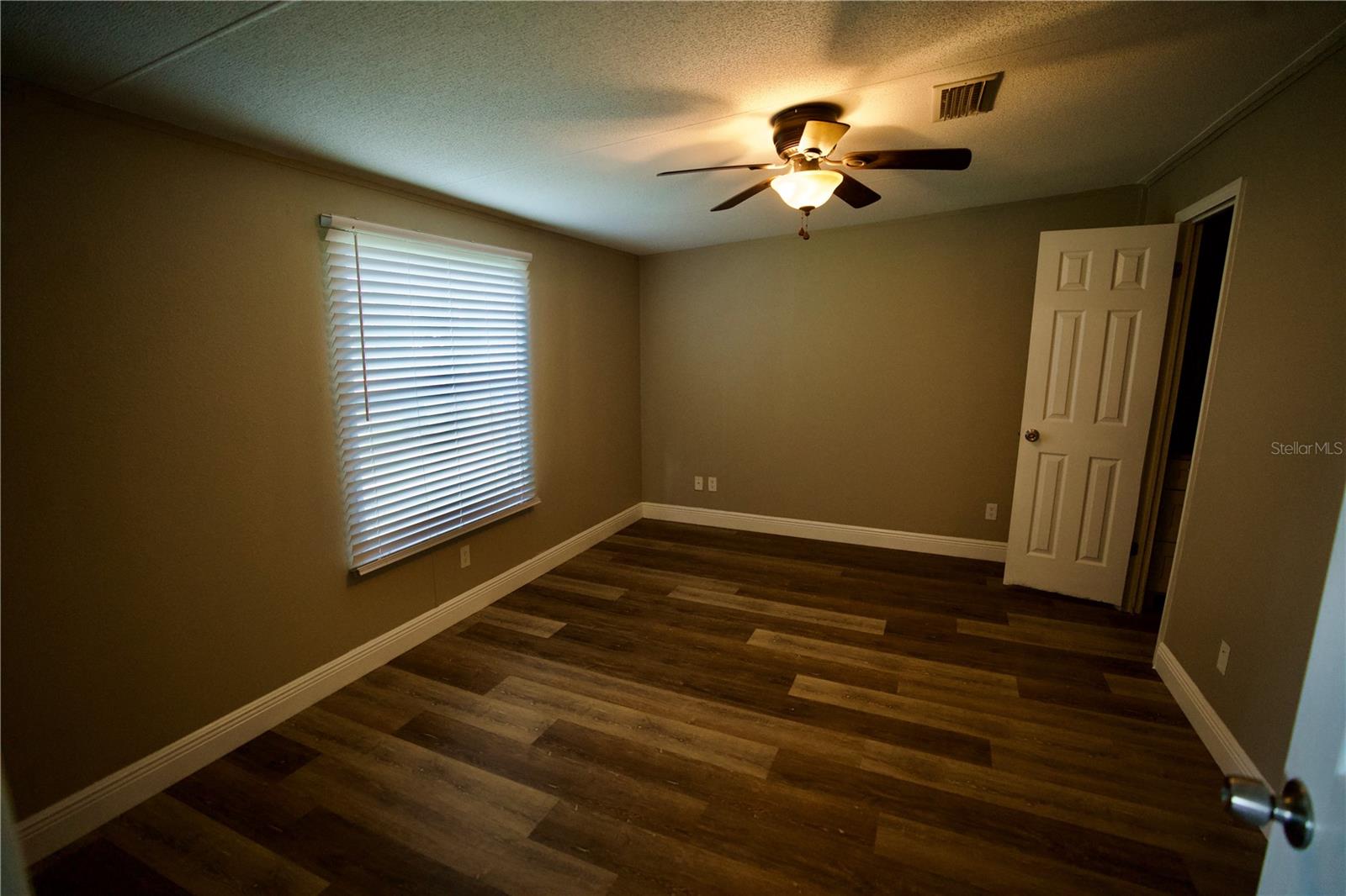 LAKEWOOD ACRES - Residential