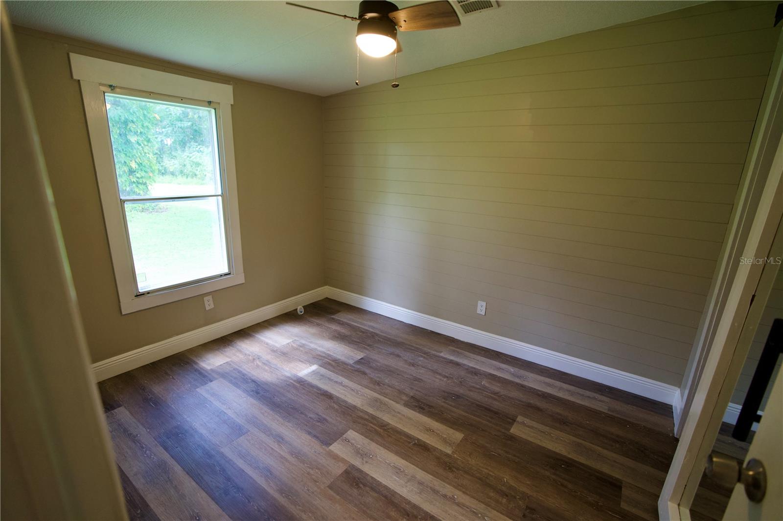LAKEWOOD ACRES - Residential
