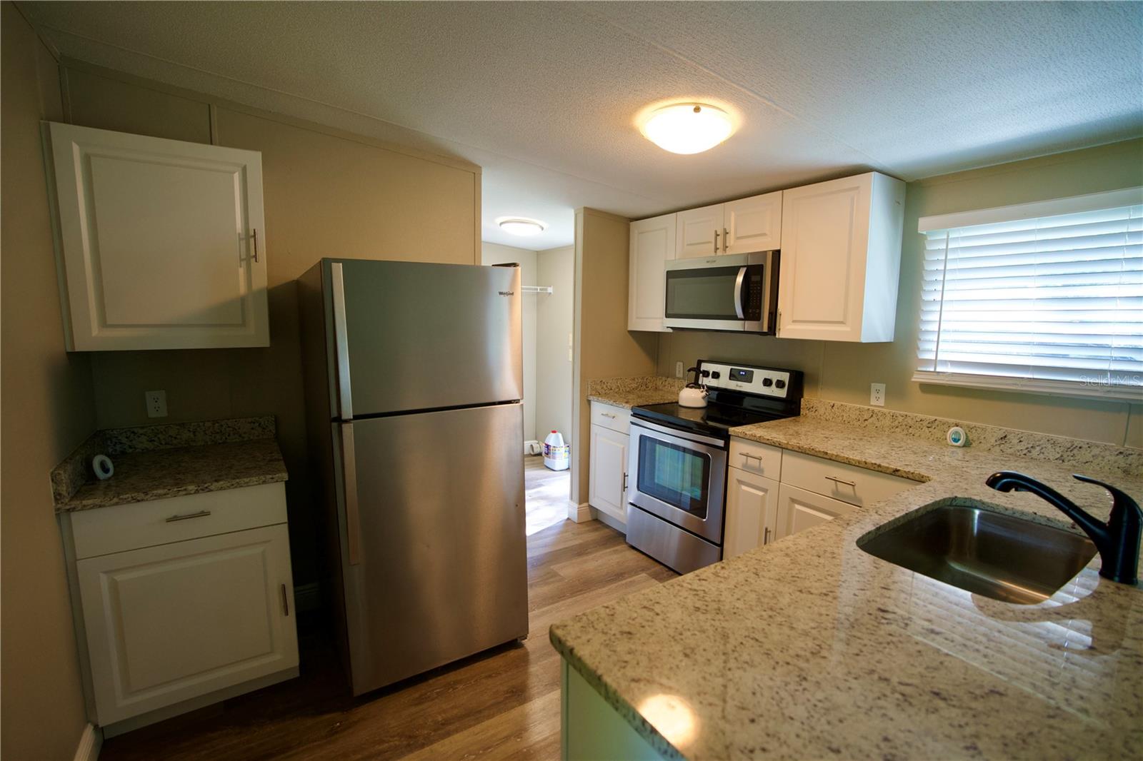 LAKEWOOD ACRES - Residential