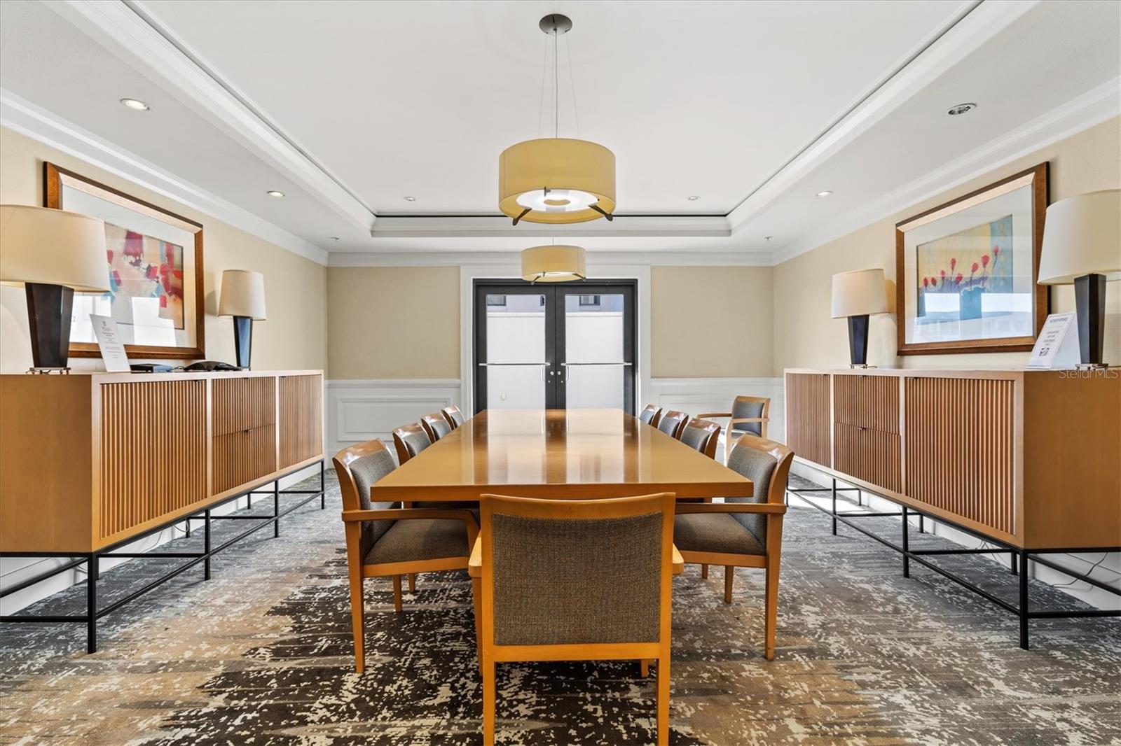 PLAZA 5 POINTS RESIDENCES - Residential