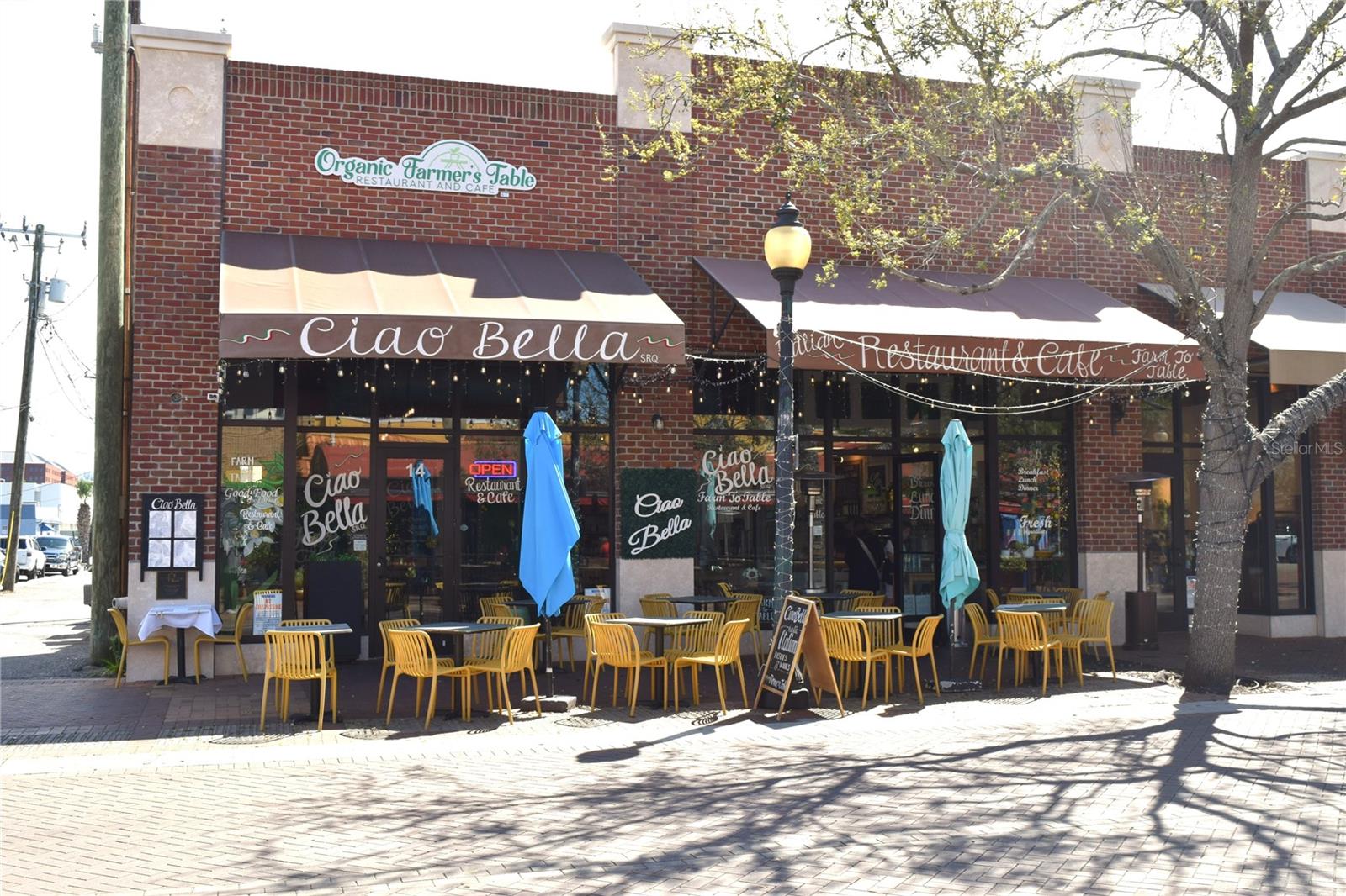 PLAZA 5 POINTS RESIDENCES - Residential