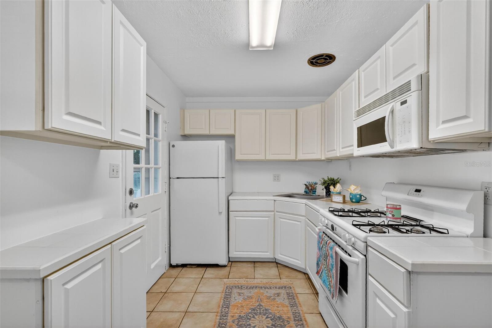 SYLVAN SHORES - Residential