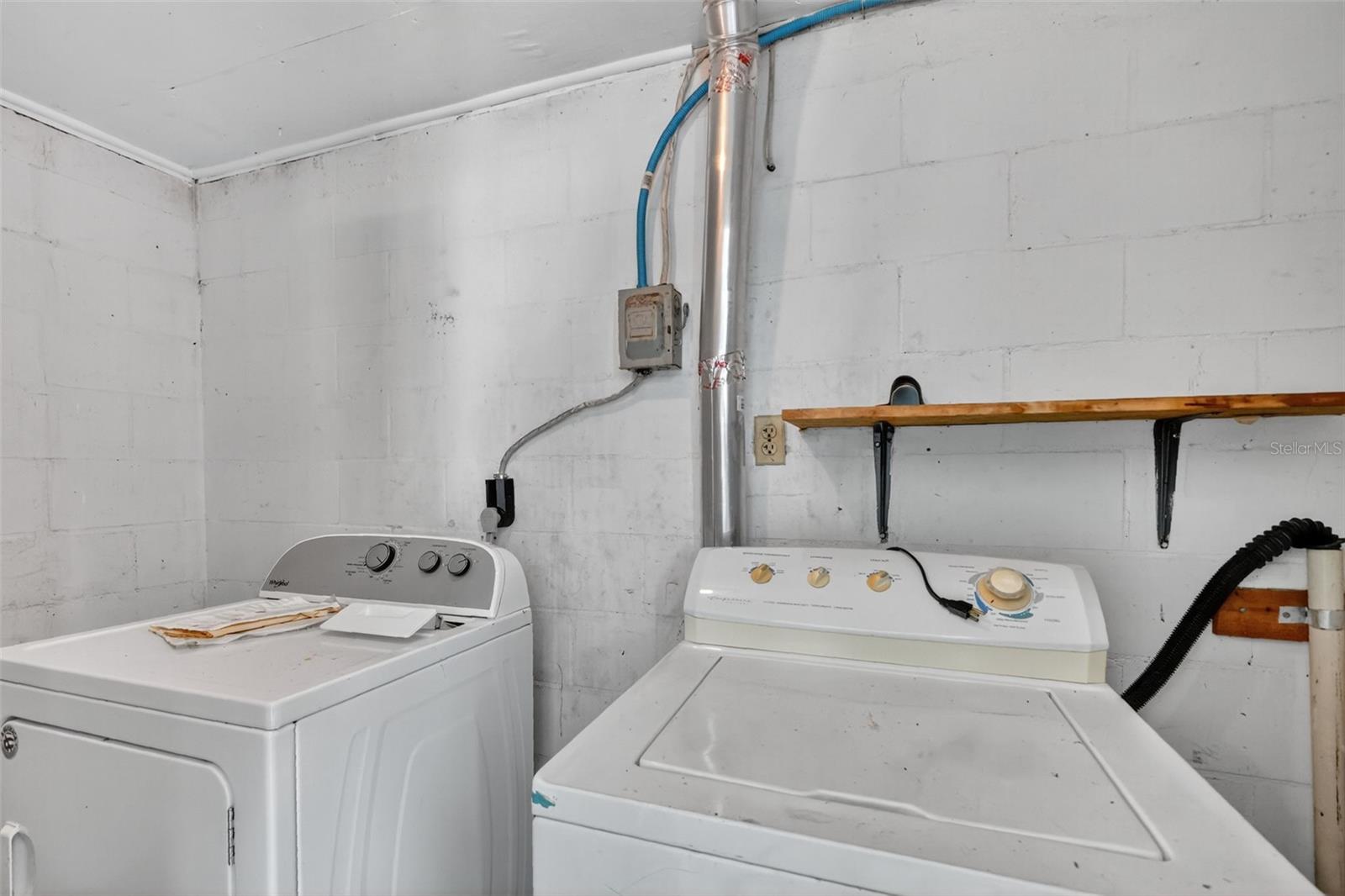 SYLVAN SHORES - Residential