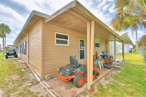 A home in WINTER HAVEN