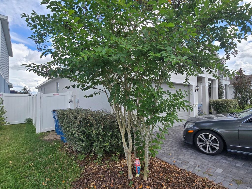 Photo of 1225 Tupelo Trail, Haines City, FL 33844 (MLS # P4936751)