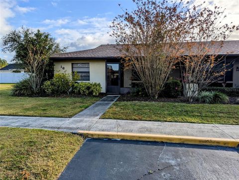 A home in WINTER HAVEN