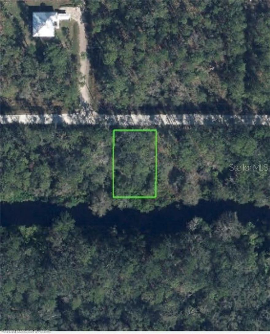 LOOKING FOR A PEACEFUL, SERENE CANAL FRONT PROPERTY, THIS IS IT! DEAD IN ROAD WHICH LIMITS THE AMOUNT OF TRAFFIC TO THE AREA, CANAL LEADS TO LAKE WOLF, ENJOY FISHING, CANOEING, WILD LIFE AND MORE. APPROXIMATELY 10 MINUTES FROM THE TOWN OF SEBRING, SHOPPING, DINING AND MEDICAL FACILITIES.