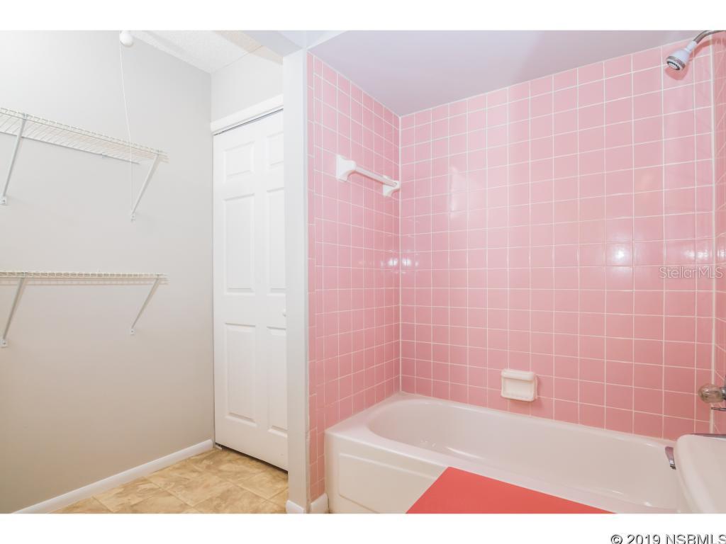 Florida Shores 01 - Residential