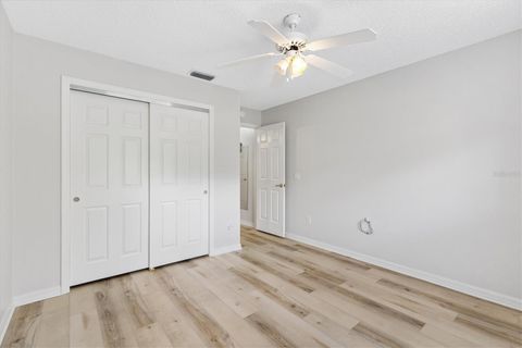 Tiny photo for 515 Loma Paseo Drive, Lady Lake, FL 32159 (MLS # G5103876)