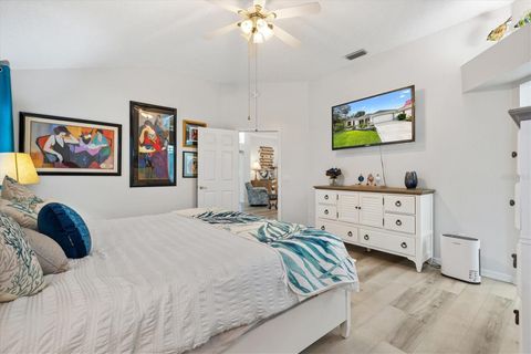 Tiny photo for 515 Loma Paseo Drive, Lady Lake, FL 32159 (MLS # G5103876)