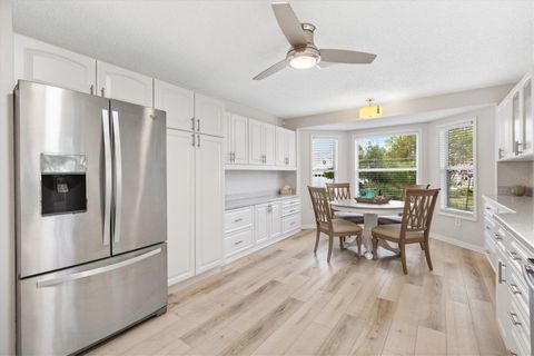 Tiny photo for 515 Loma Paseo Drive, Lady Lake, FL 32159 (MLS # G5103876)