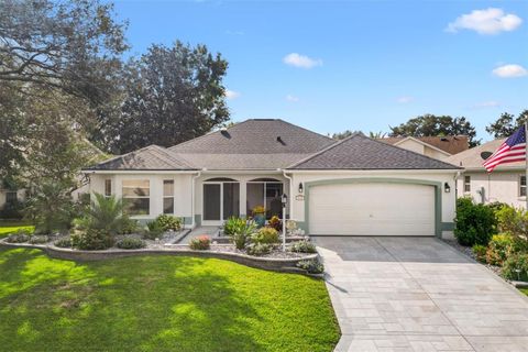 Tiny photo for 515 Loma Paseo Drive, Lady Lake, FL 32159 (MLS # G5103876)