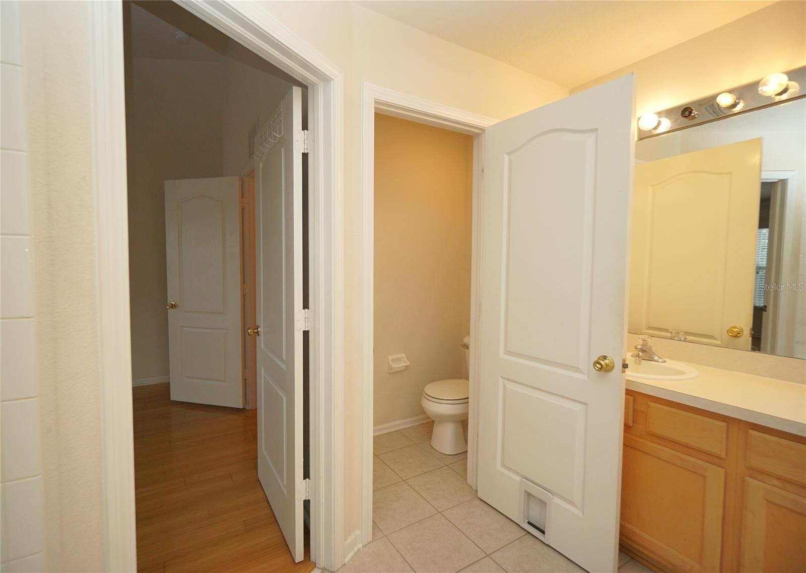 VISTA CAY - Residential Lease