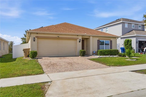 272 Sparrow Hawk Drive, Groveland, FL 34736